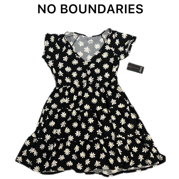 NWT NO BOUNDARIES Sunflower Dress 15/17 (junior plus) - Picture 1 of 5
